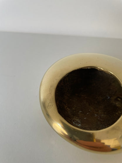 Cendrier "orb" en laiton par Roger Tallon