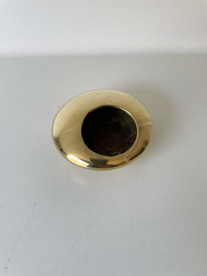 Cendrier "orb" en laiton par Roger Tallon